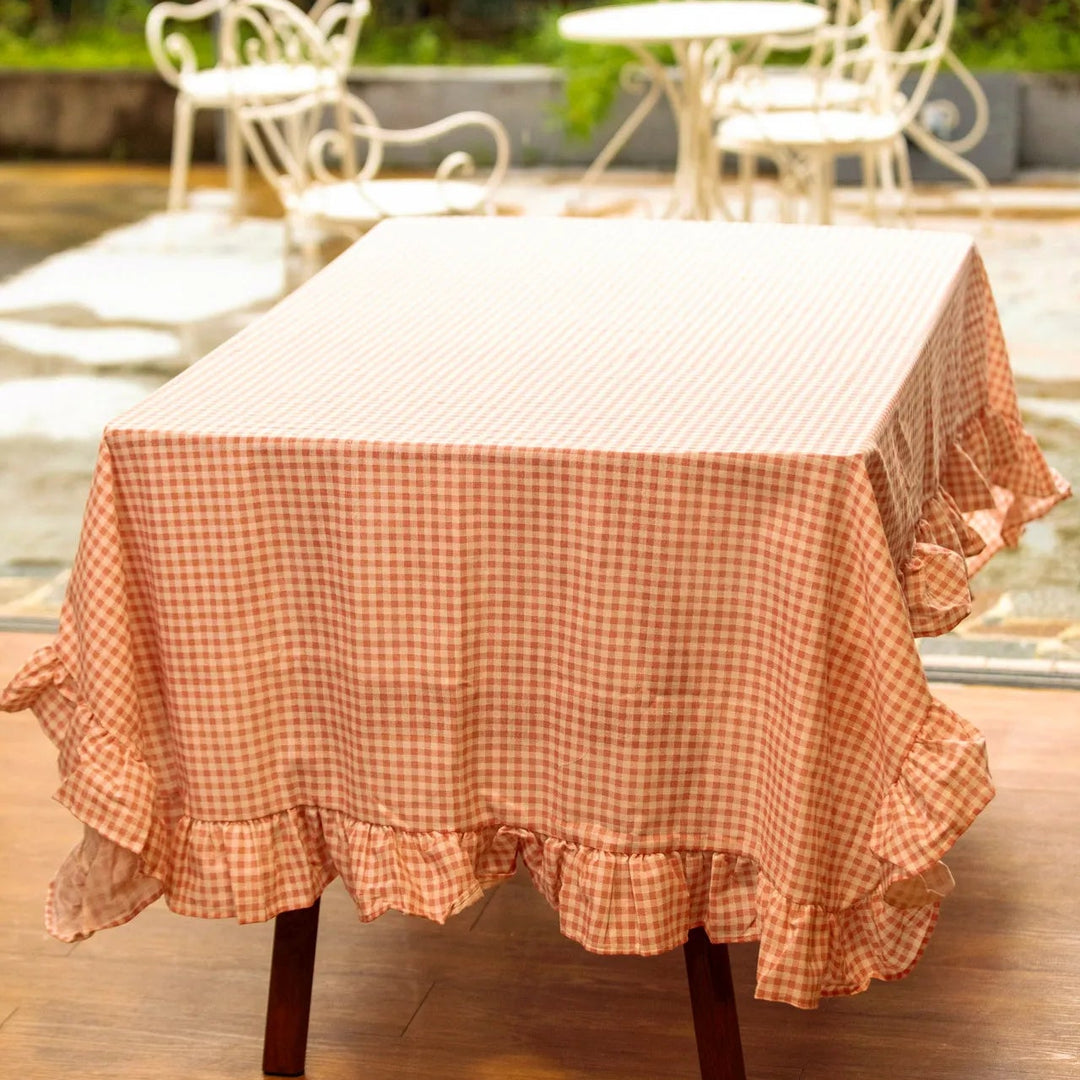 Picnic Party Ruffle Tablecloth - Delicors