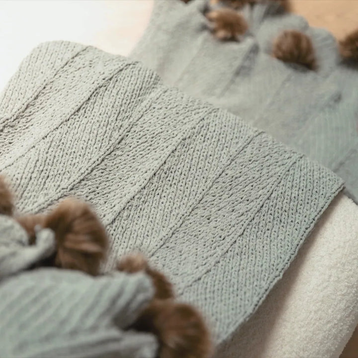Pom Pom Fur Soft Blanket - Delicors