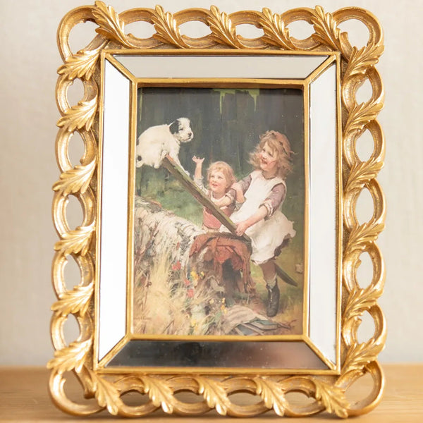 Regal Gold Leaf Photo Frame - Delicors