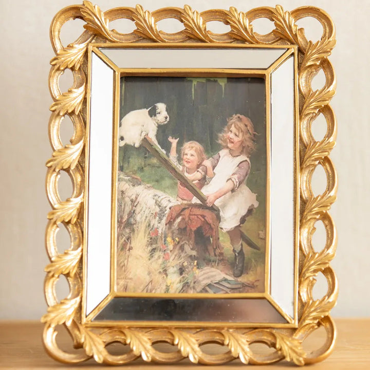 Regal Gold Leaf Photo Frame - Delicors