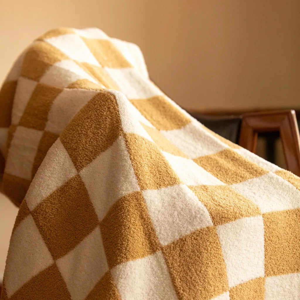 Retro Checkerboard Plus Soft Blanket - Delicors
