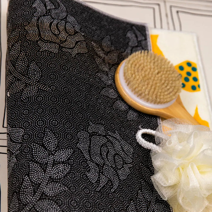 Retro Daisy Bath Mat - Yellow - Delicors