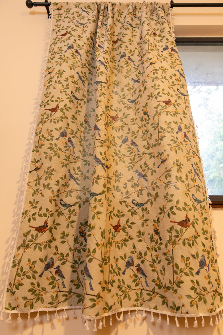 Singing Bird Table Runner -- Delicors
