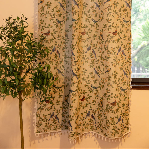 Singing Bird Table Runner -- Delicors