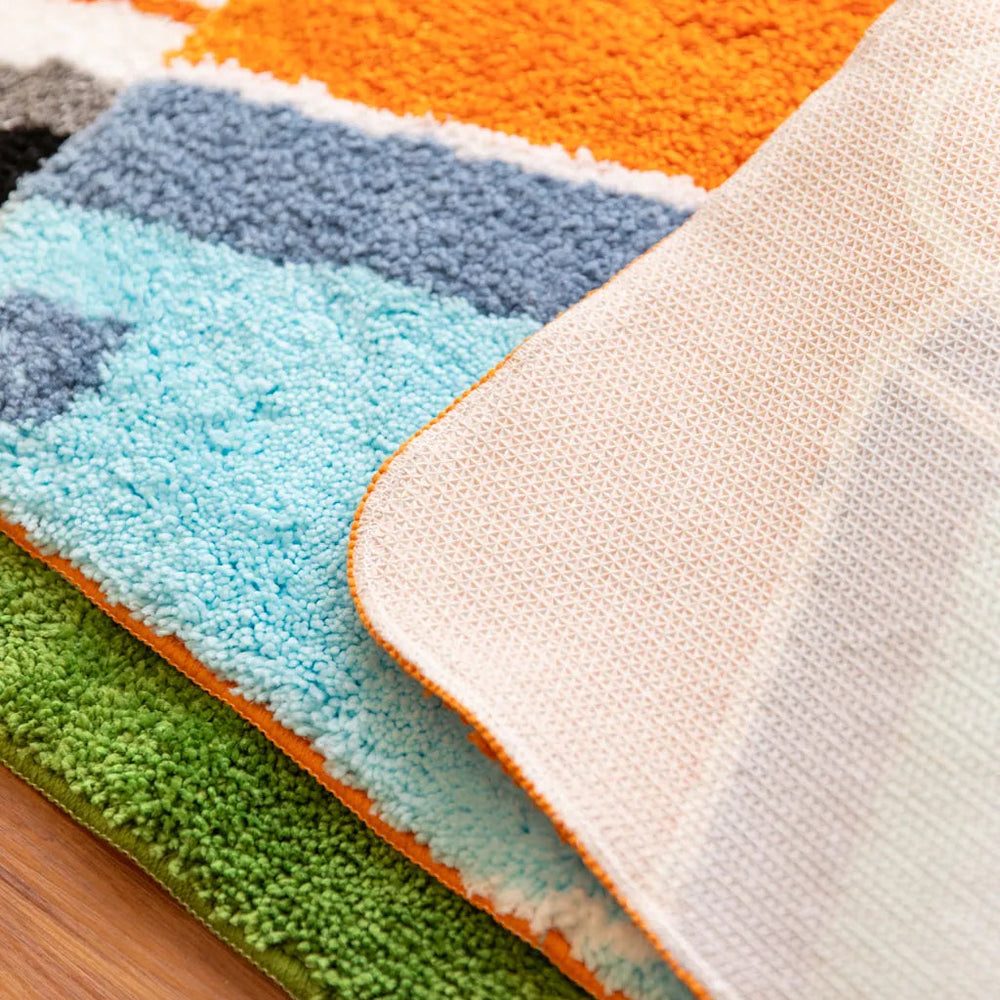 Swimmin Banana Bath Mat - Delicors