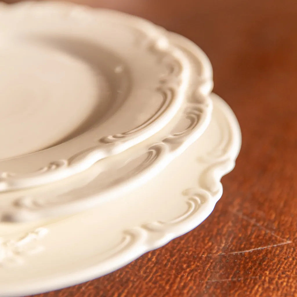 Classic Elegance Dinnerware - Delicors