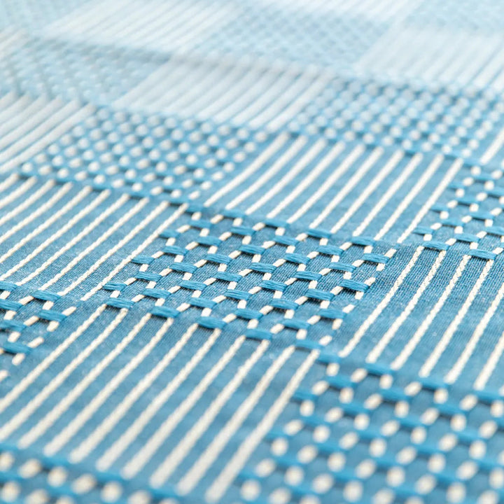 Vintage Geo Weave Tablecloth - Delicors