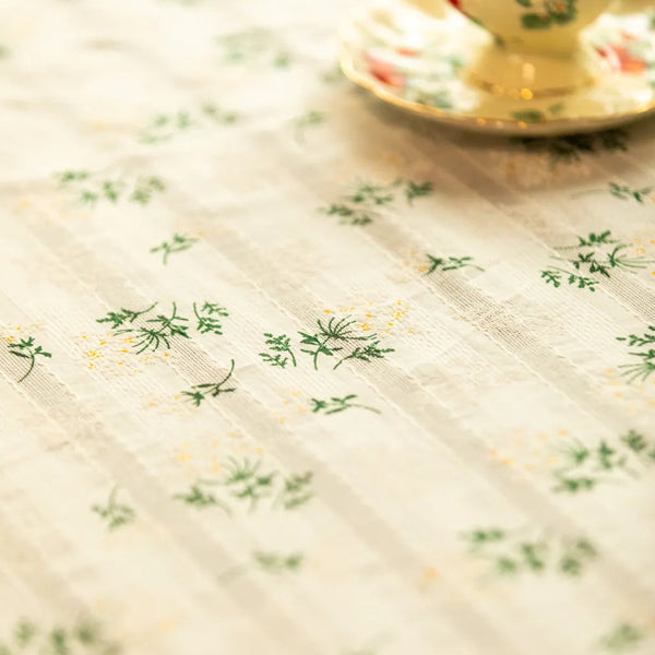 White Wildflower Round Table Cloth - Delicors