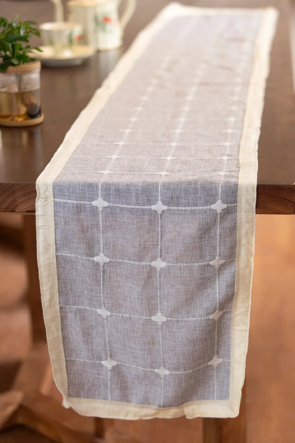 Woven Fringe Square Table Runner - Delicors