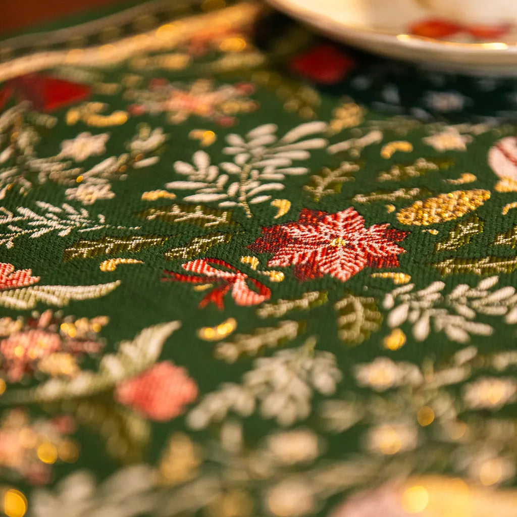 Xmas Garden Table Runner - Delicors