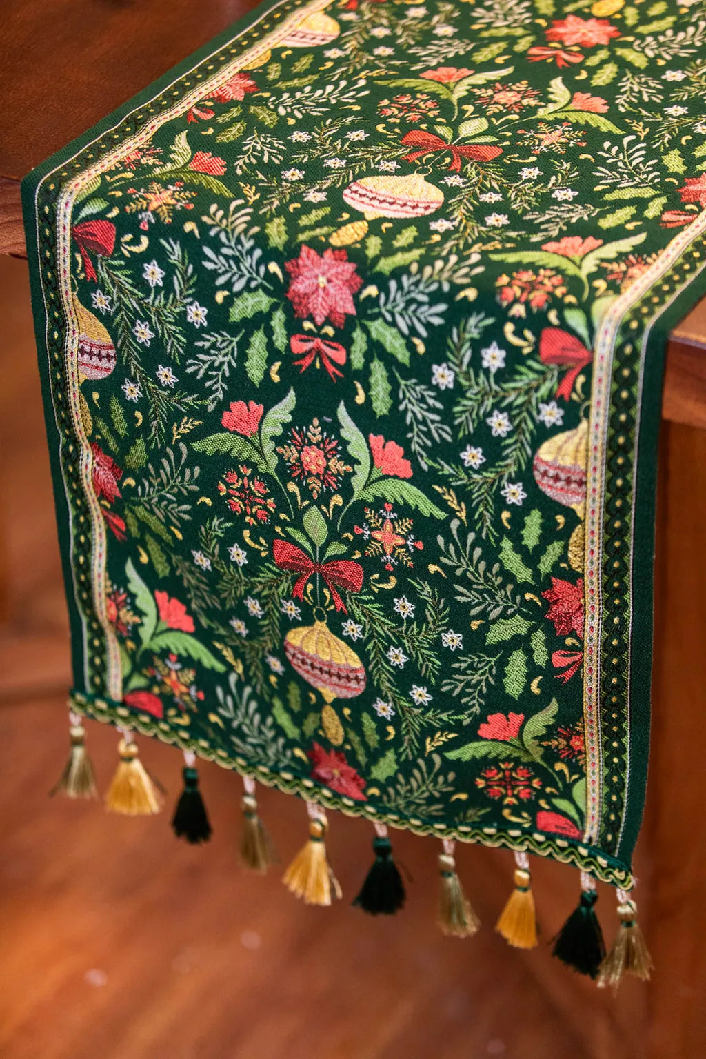 Xmas Garden Table Runner - Delicors