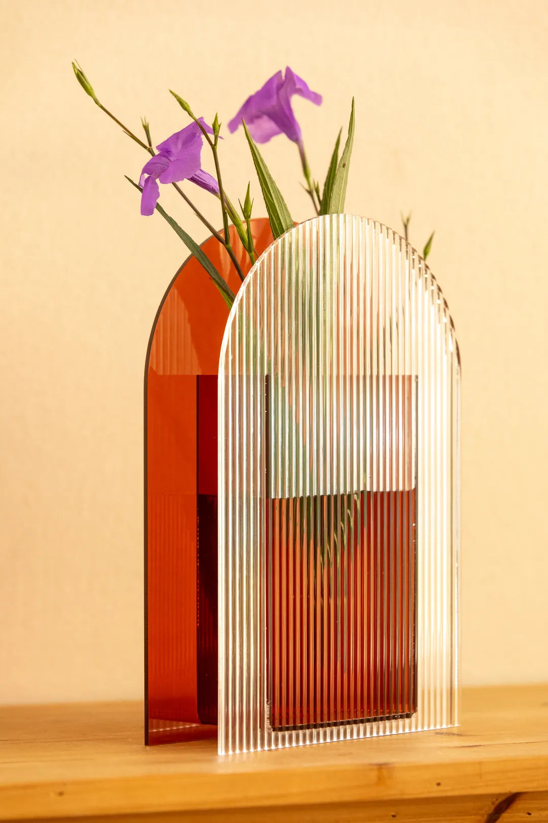 Arches Fluted Acrylic Vase