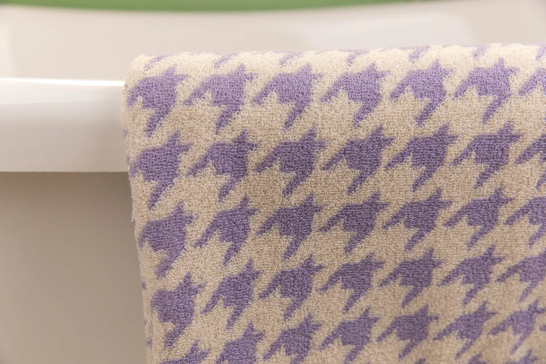 Houndstooth Purple Towel -- Delicors