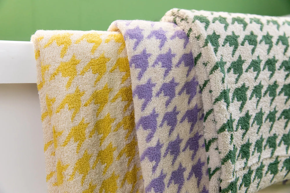 Delicors Houndstooth Towels