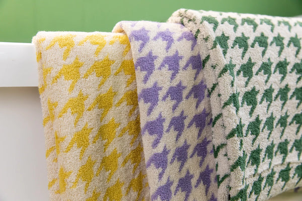 Delicors Houndstooth Towels