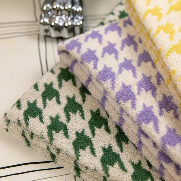Delicors Houndstooth Towels