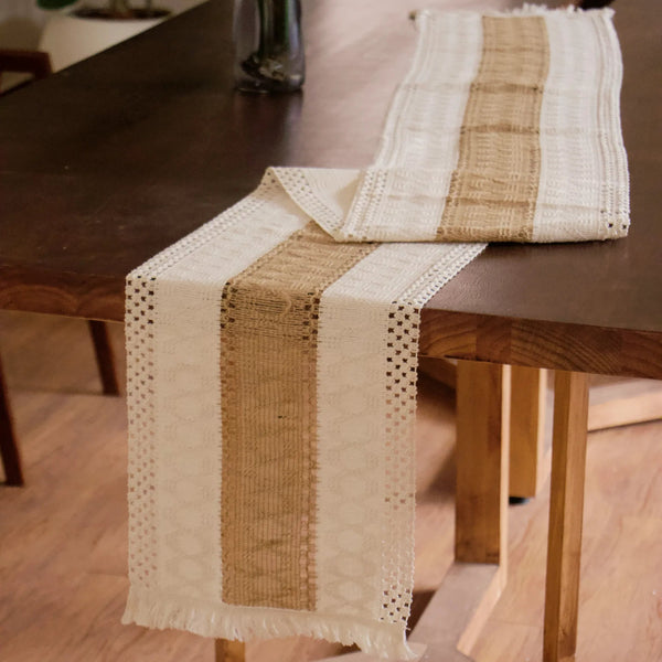 Countryside woven able runner -- Delicors