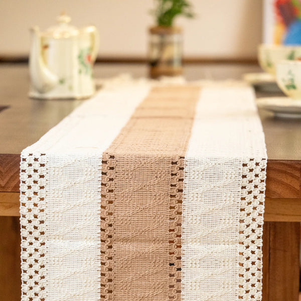 Countryside woven able runner -- Delicors
