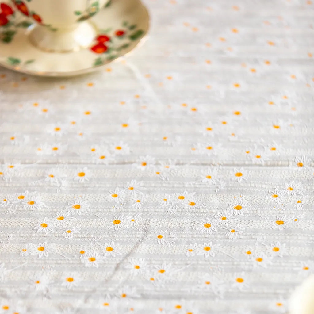 Small Daisy Tassel Table Cloth -Table Cloth- Delicors