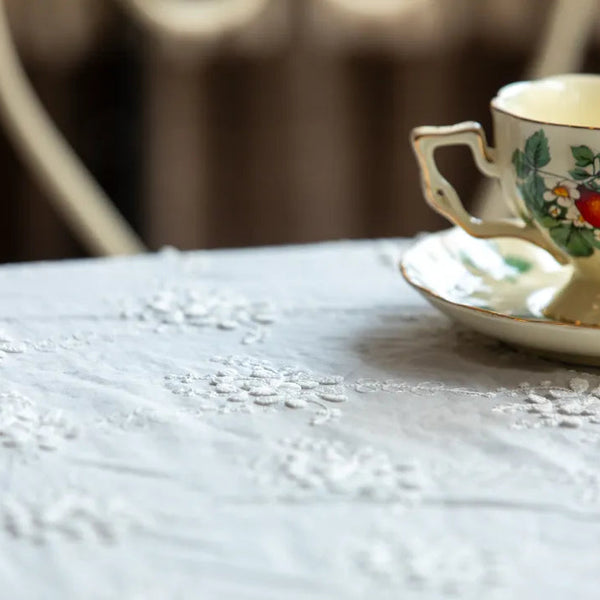 Elegant doily tablecloth with florals