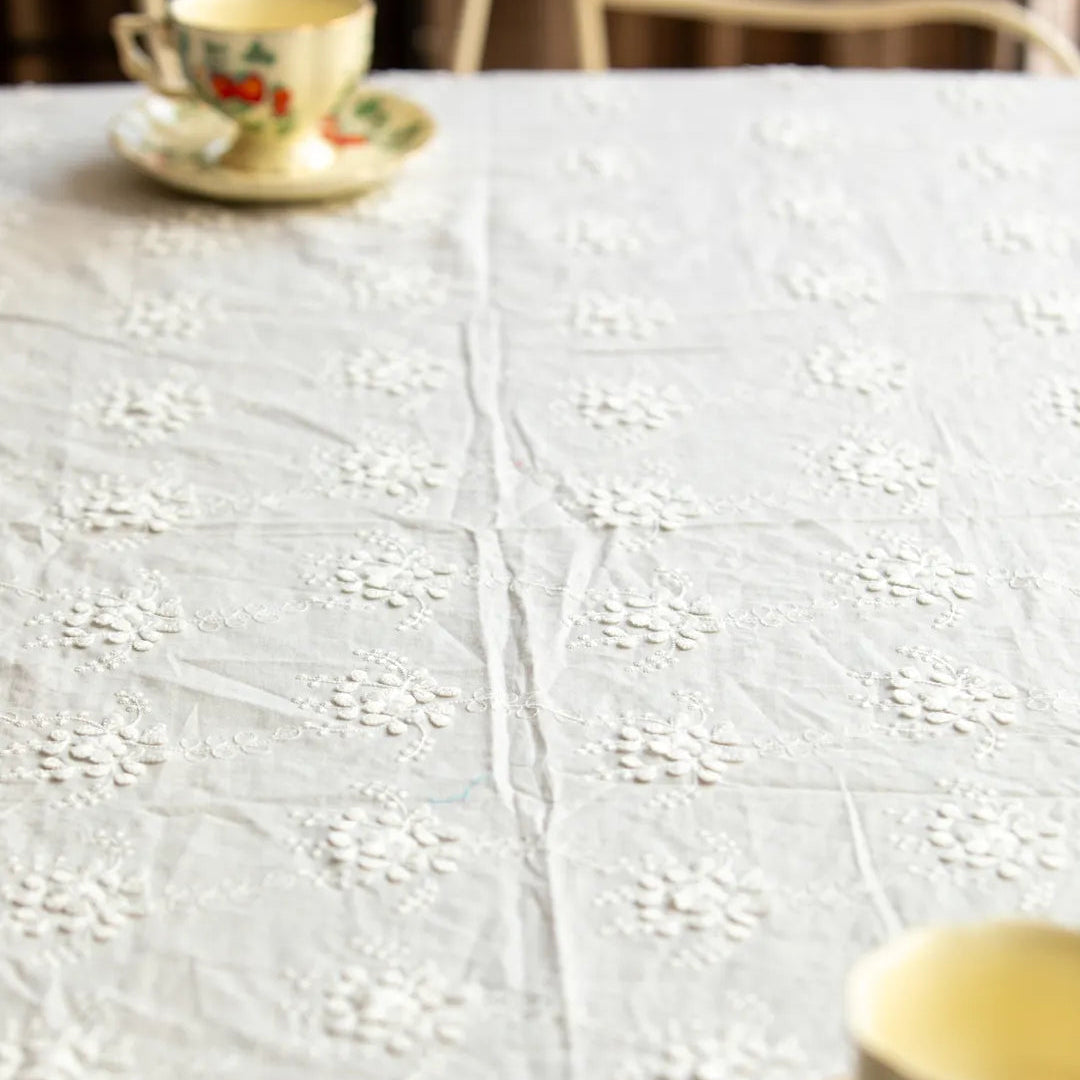 Dreamtime tiered floral lace decor
