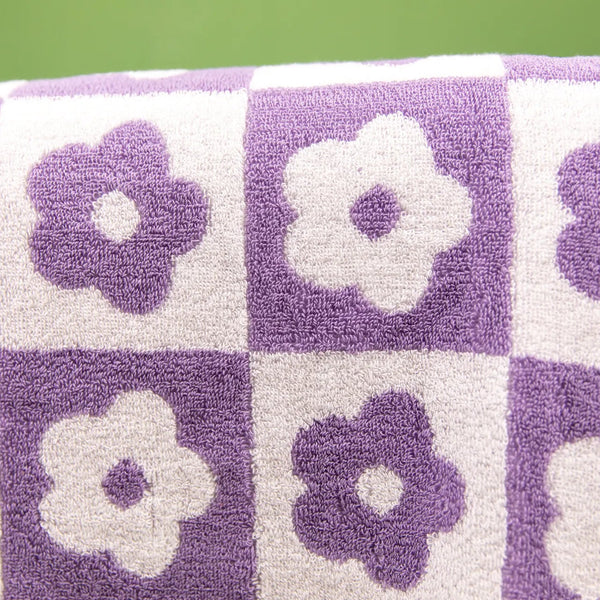 Floral Checkered Towels -- Delicors