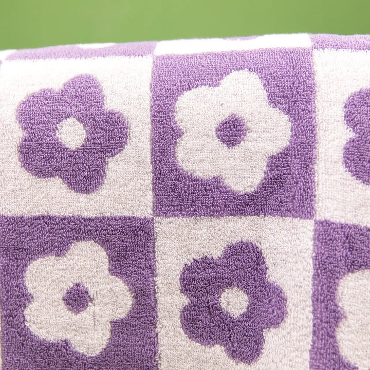 Floral Checkered Towels -- Delicors