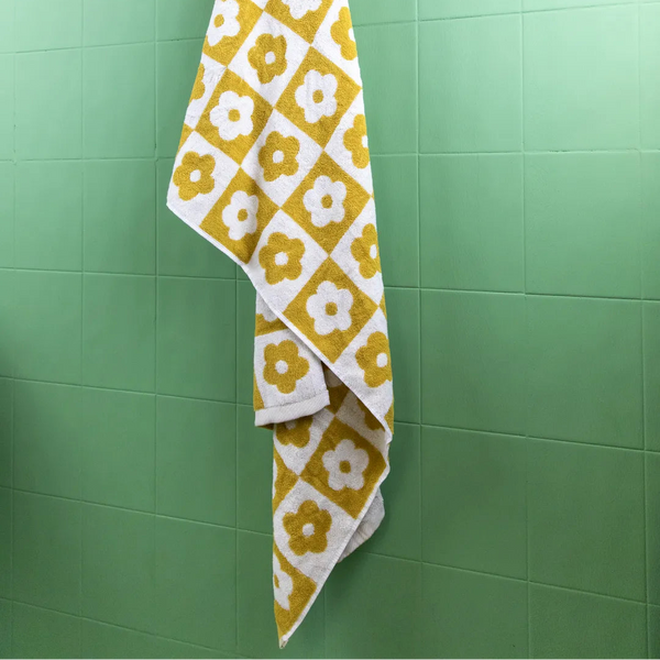 Floral Checkered Towels -- Delicors