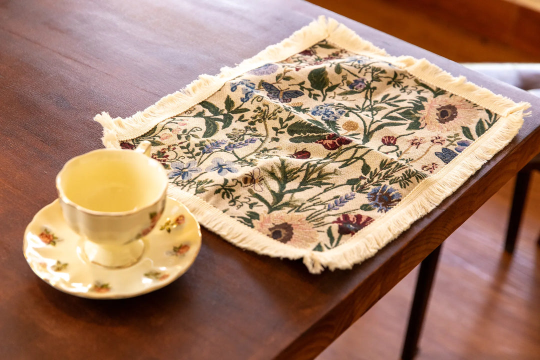 Garden Picnic Placemat Set -- Delicors