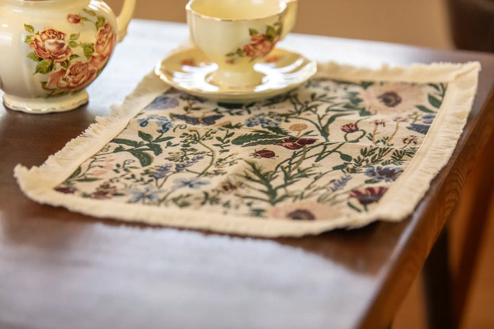 Garden Picnic Placemat Set -- Delicors