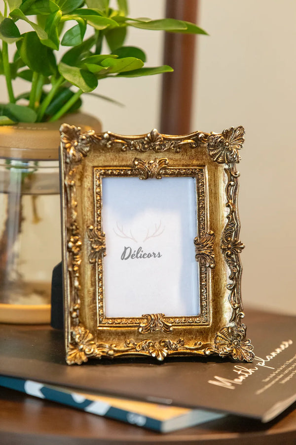 Gilded Ornate Photo Frame -- Delicors