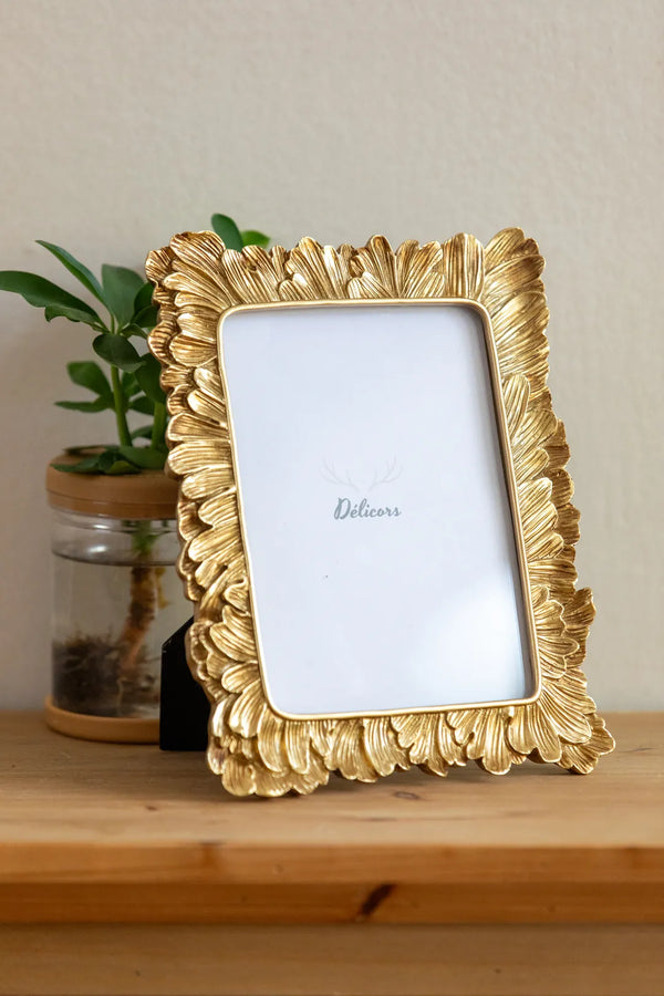 Gold Scroll Photo Frame -- Delicors