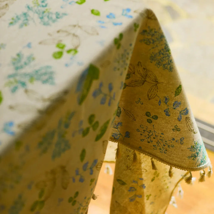 Green Spring Day Tablecloth -- Delicors