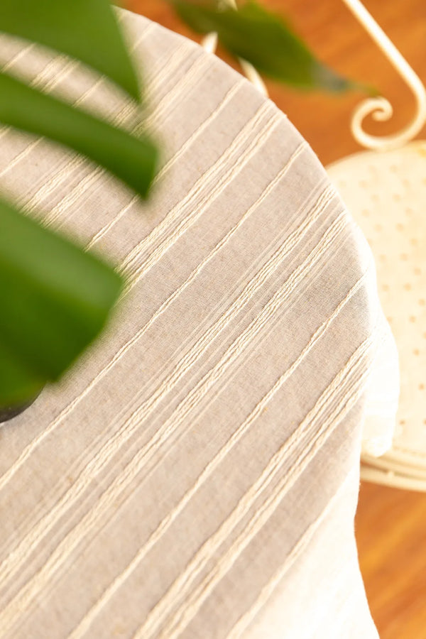 Line Linen Round Tablecloth -- Delicors