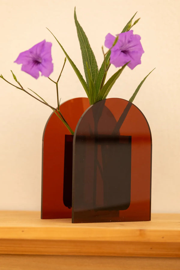 Maxima Dark Arches Acrylic Vase