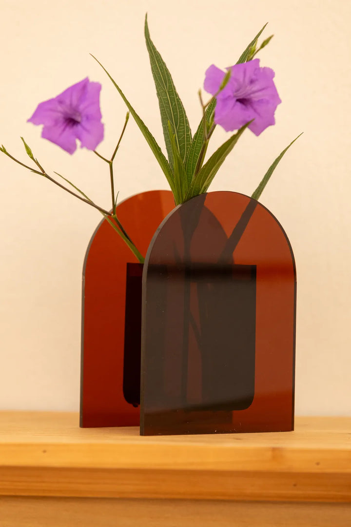 Maxima Dark Arches Acrylic Vase
