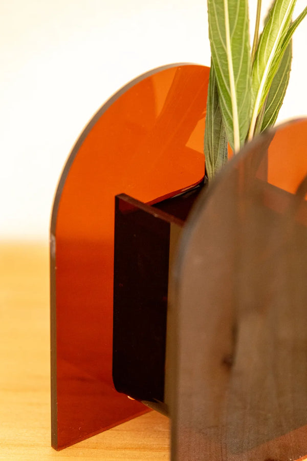 Maxima Dark Arches Acrylic Vase