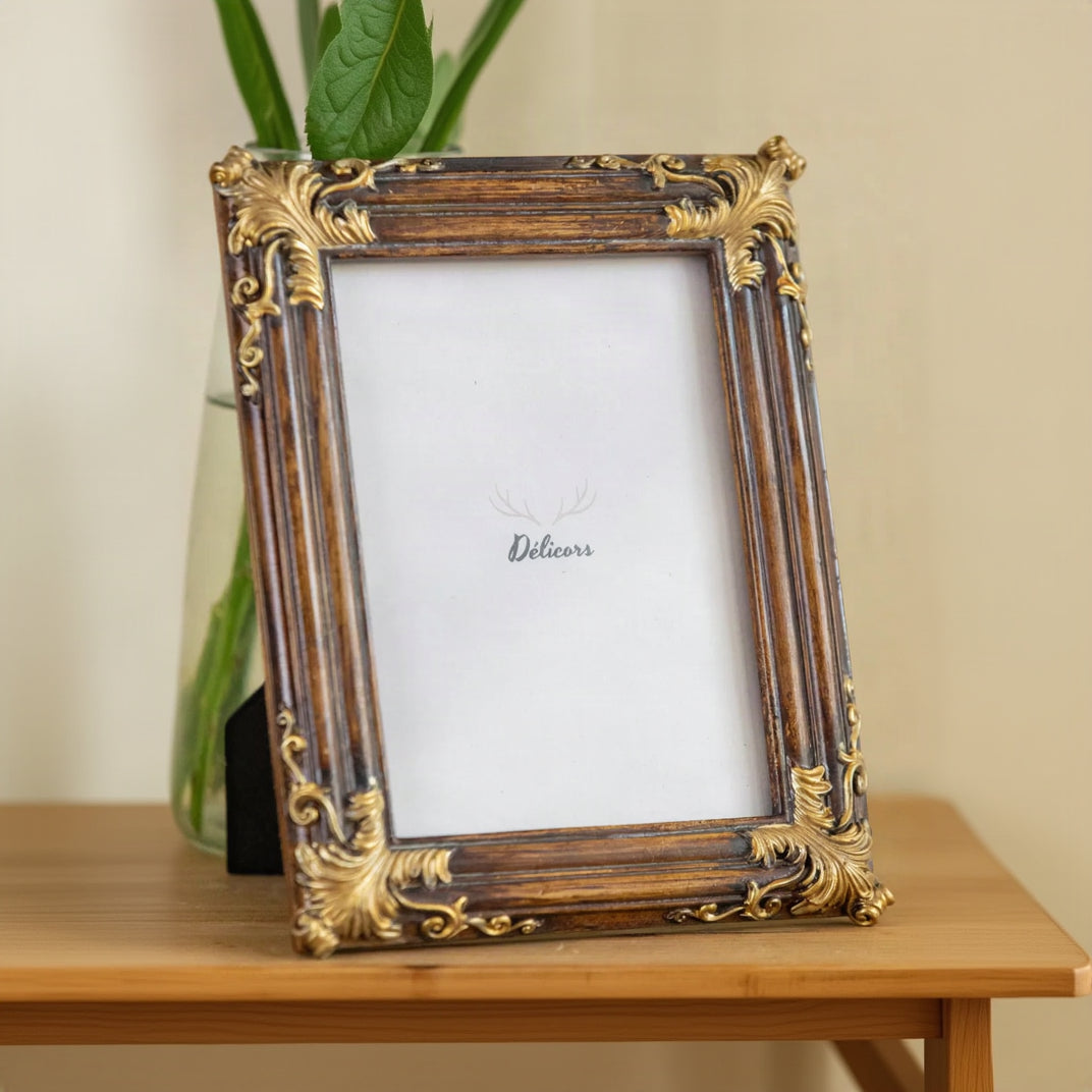 Regency Gilded Edge Photo Frame -- Delicors