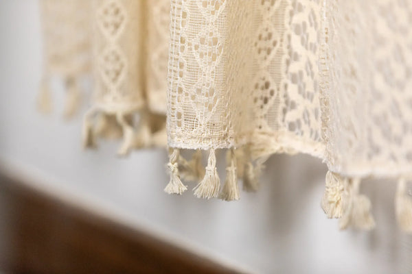 Romantic Lace Curtain -- Delicors