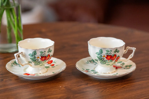 Strawberries Tea Cup & Pot