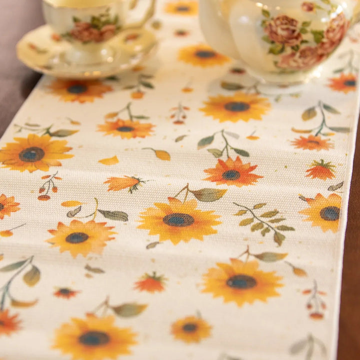 Sunny Sunflower Table Runner -- Delicors