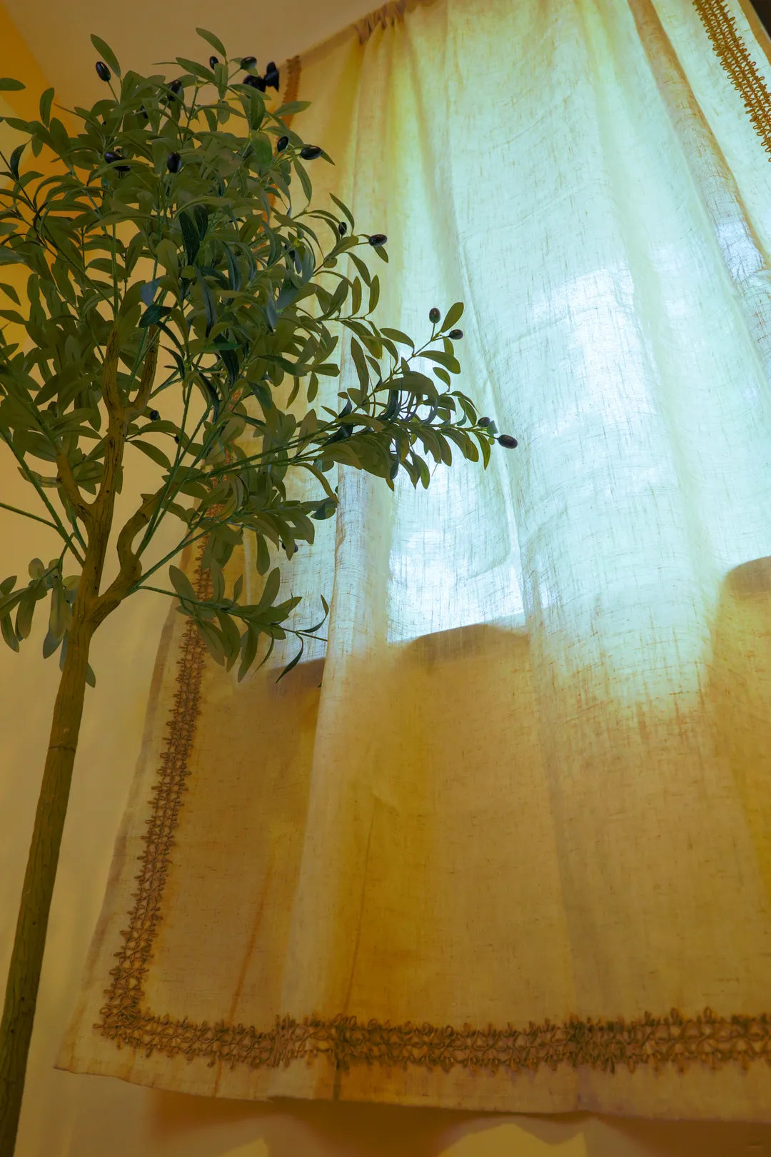 Tonal Twine Curtain -- Delicors