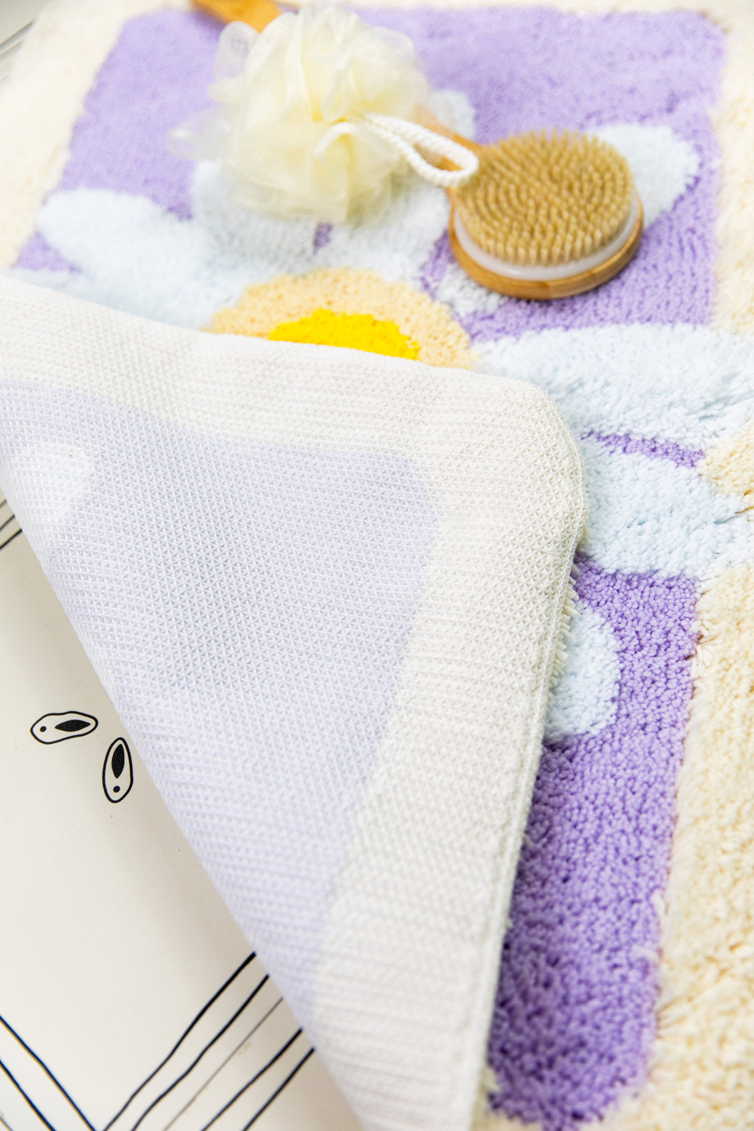 Daisy Petal Purple Bath Mat -- Delicors