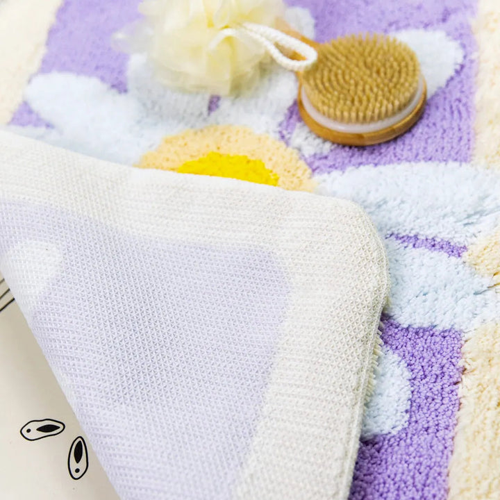 Daisy Petal Bath Mat - Delicors