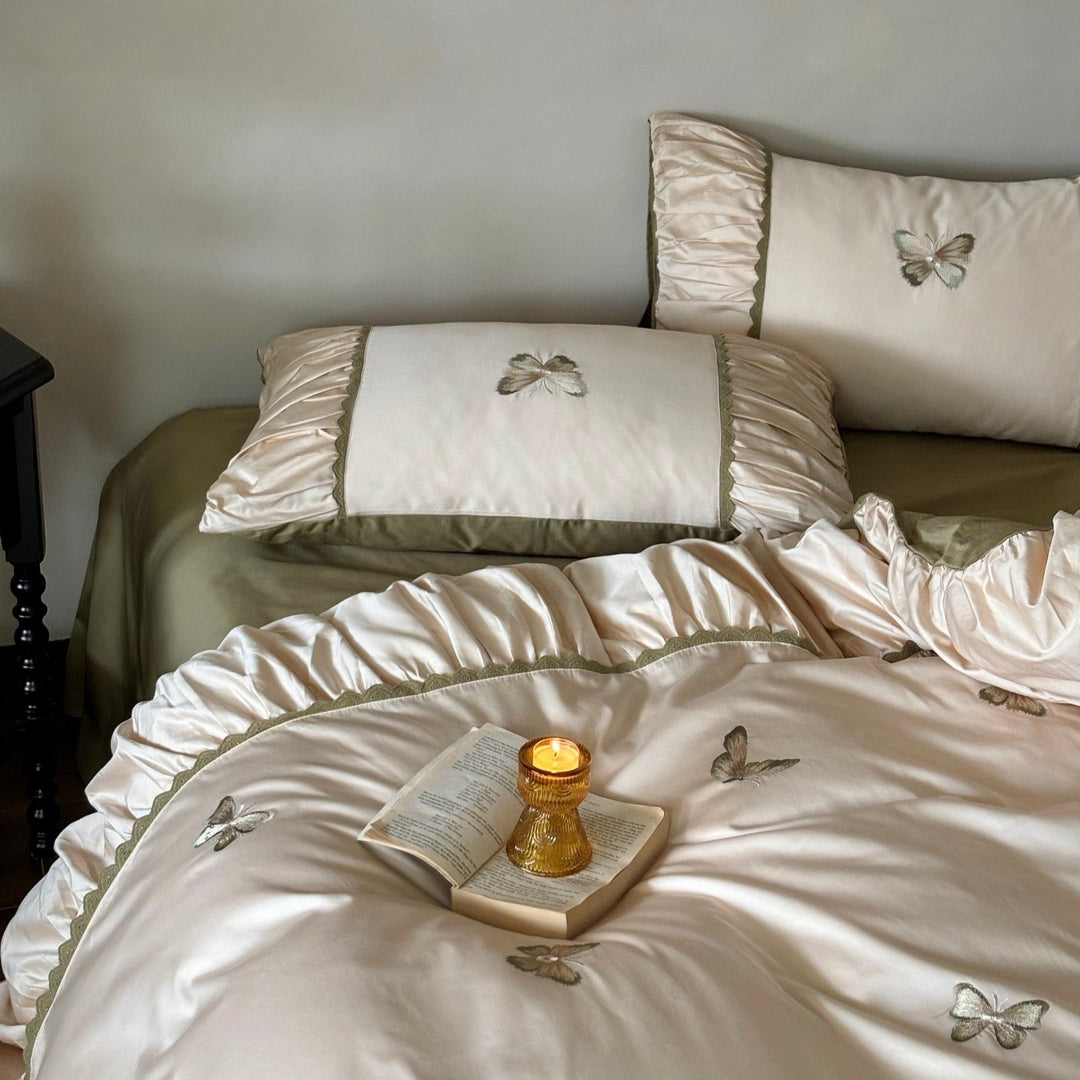 Fluttery Butterflies Bedding Set
