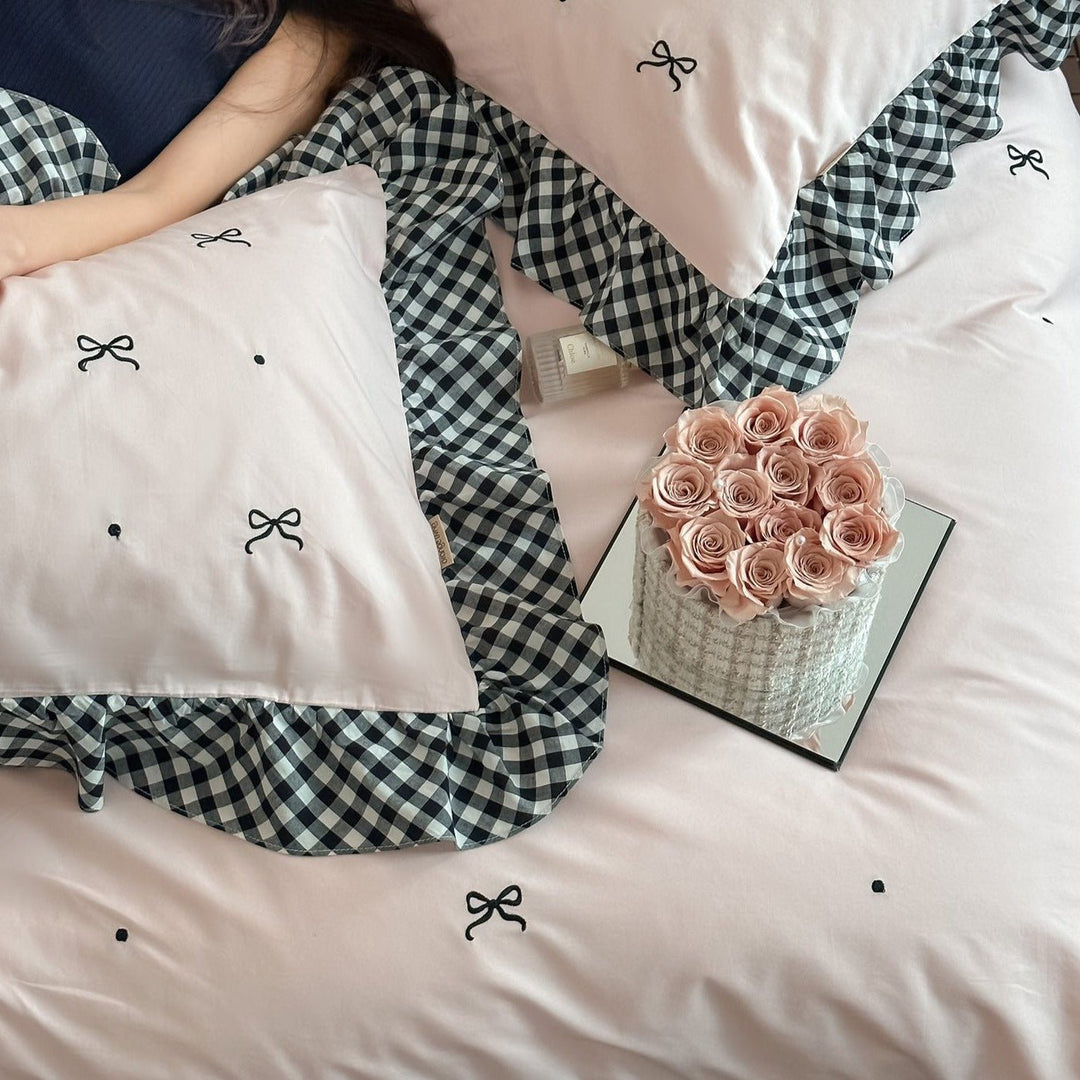 Ebony Heart and Ribbon Bedding Set - Bedding - Delicors