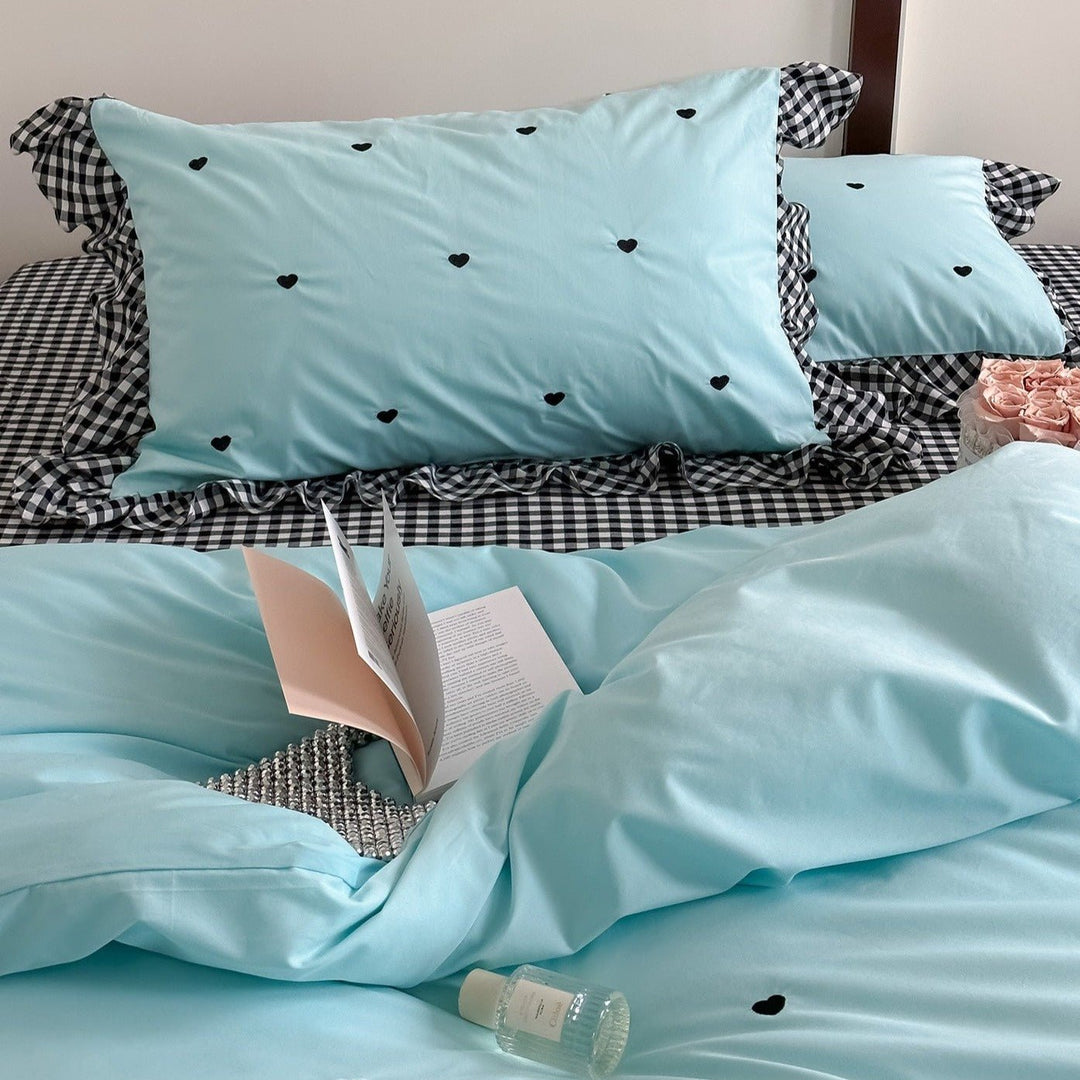 Ebony Heart and Ribbon Bedding Set - Bedding - Delicors