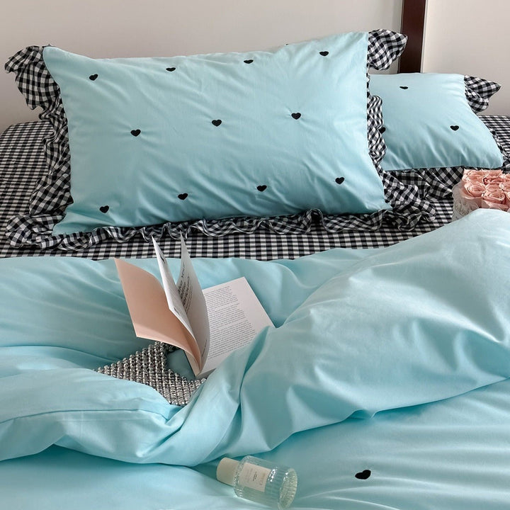 Ebony Heart and Ribbon Bedding Set - Bedding - Delicors