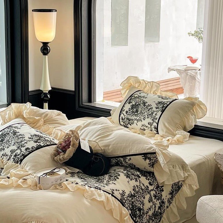 Enchanted Forest Ruffles Bedding Set - Bedding - Delicors