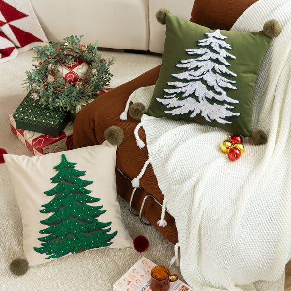 Evergreen Holiday Cushion - Cushion - Delicors